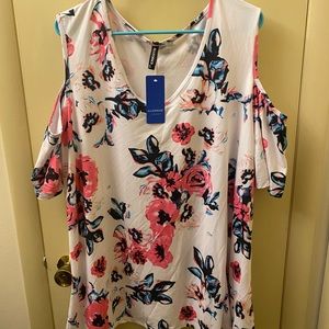 Cold-Shoulder Floral